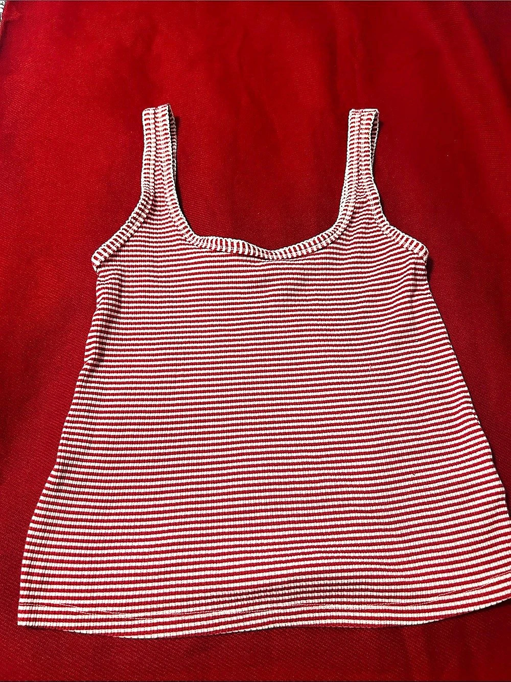Universal Thread Striped Tank Top in Red & White Size Medium Like New